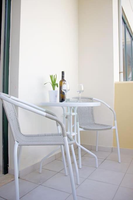 Cozy Apartment In The Heart Of The City Iraklio Eksteriør billede